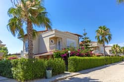 Paradise Town Villa Hadrian