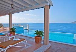 Villa Miras