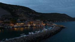 Assos Troy Port Hotel