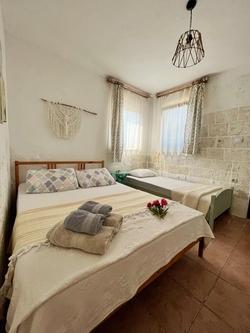 Tenedos Tatil Odaları
