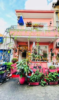 Pembe Pansiyon