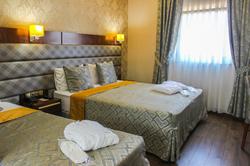 MidMar Deluxe Hotel