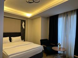 Lenus Hotel
