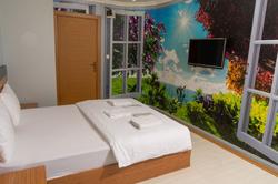 Heraldic Room Hotel