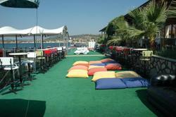 Club Rose Bay Hotel
