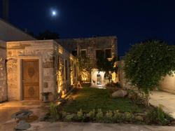 Walnut House