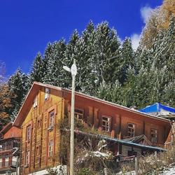 Livik Dağ Evi