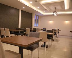 Ardos Park Hotel