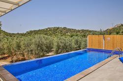 Villa Rain