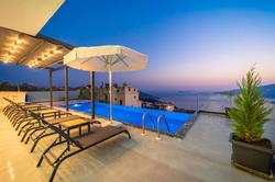 Villa Linos 2