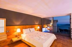 Villa Gece 