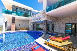 Villa Heart