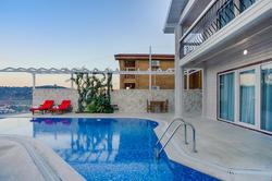 Villa Elay