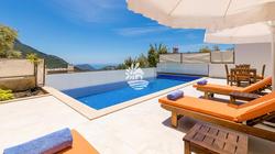 Villa Ella 3