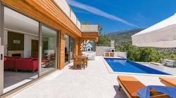 Villa Ella 4