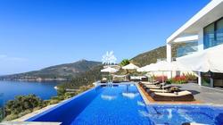 Villa Larisa