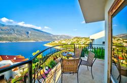 Villa Yunus