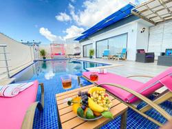 Villa Feel