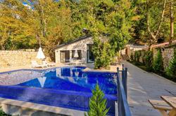 Villa Kozmos 4
