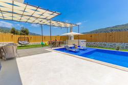 Villa İdil Sarıbelen 