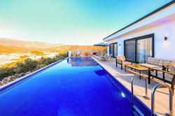 Villa Relif