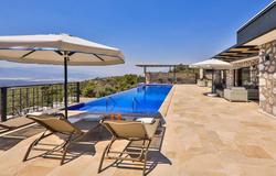 Villa Red Sun