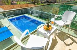 Villa Fresh