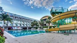 Arma's Resort Hotel
