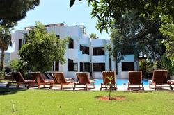 Meşe Hotel