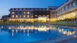 White Lilyum Hotel