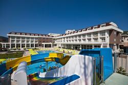White Lilyum Hotel