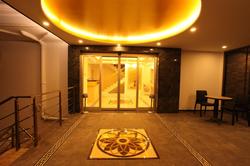 Golden Spark Hotel and Apart