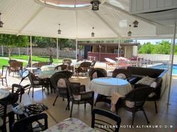 Selene Hotel