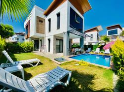 Luxury Villa Tropicbird 9 Özel Havuzlu