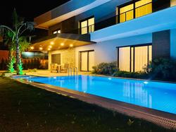 Luxury Villa Pelican 4 Özel Havuzlu