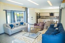 Swan 1 Villa
