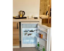 Otel 374