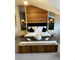 Otel 374
