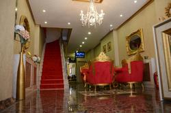 Divan Palace