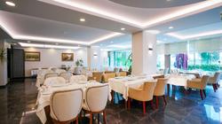 Aura Marina Hotel