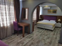 Eyfel Hotel