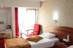 Kaya Otel