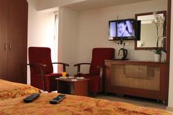 Kaya Otel