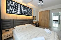 Somer Suite 10