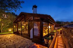 Güllü Konak Otel