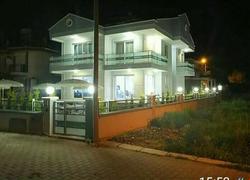 Blue House Villa