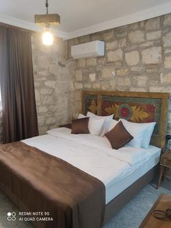 Chakra Vourla Hotel