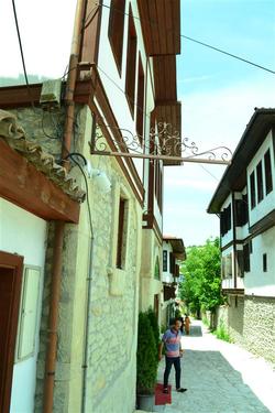 Taş Ev Konağı