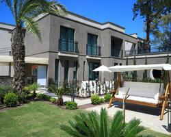 Sandora Boutique Hotel