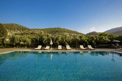Lumos Homes Boutique Hotel